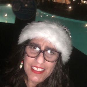 Meet your Posher, Sandi